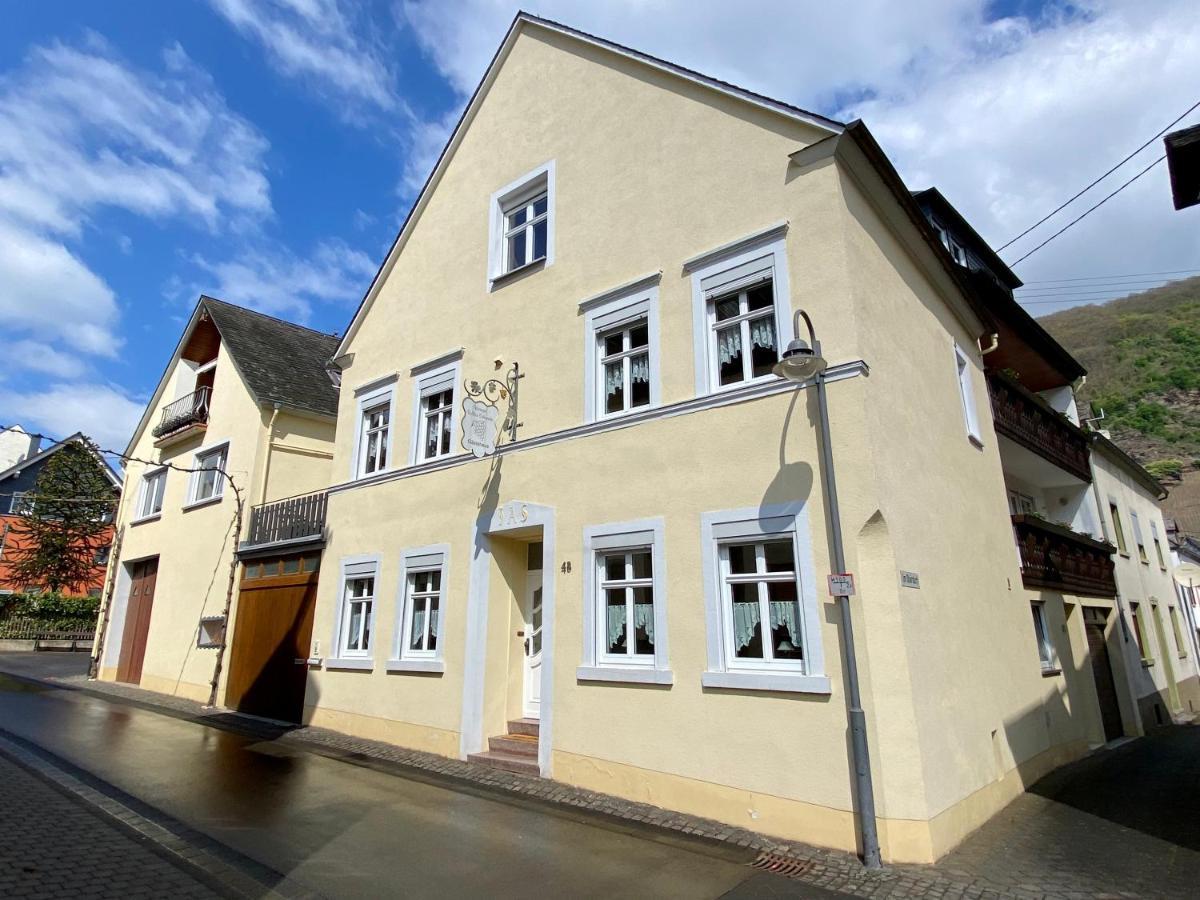 Winzerhaus Im Oberdorf - Fewo U Zimmer - Auch Kombinierbar Hotel Erden Exterior photo